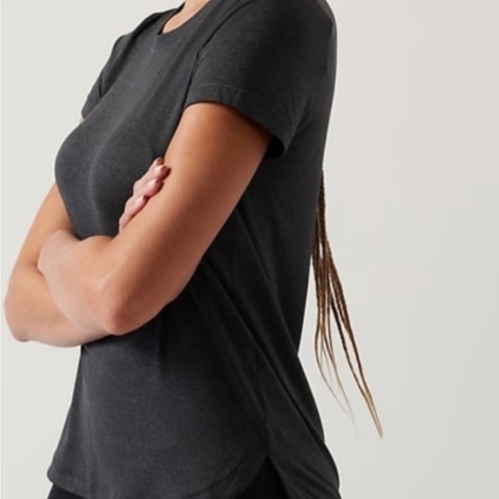 Athleta Uptempo Heather Gray Short Sleeve Tee
